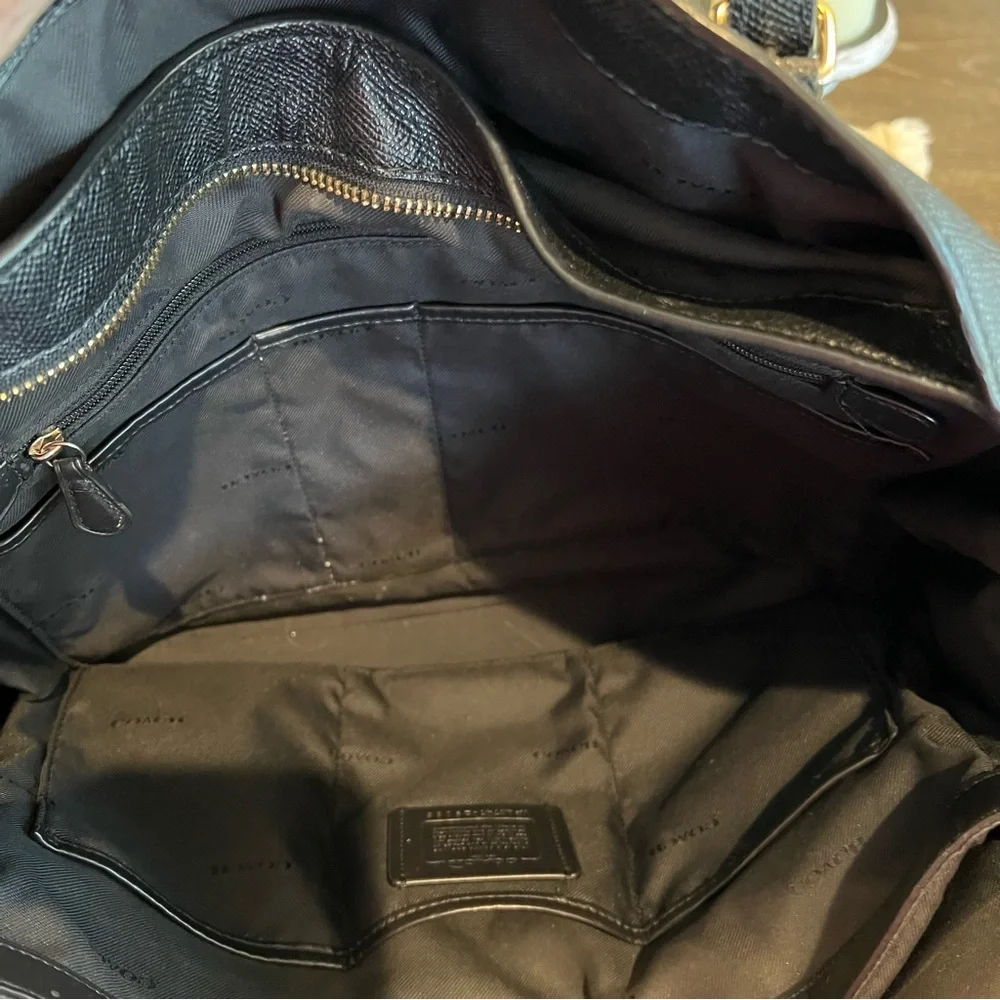 Coach Turnlock Tote (29086) Black EUC - Picture 12 of 12